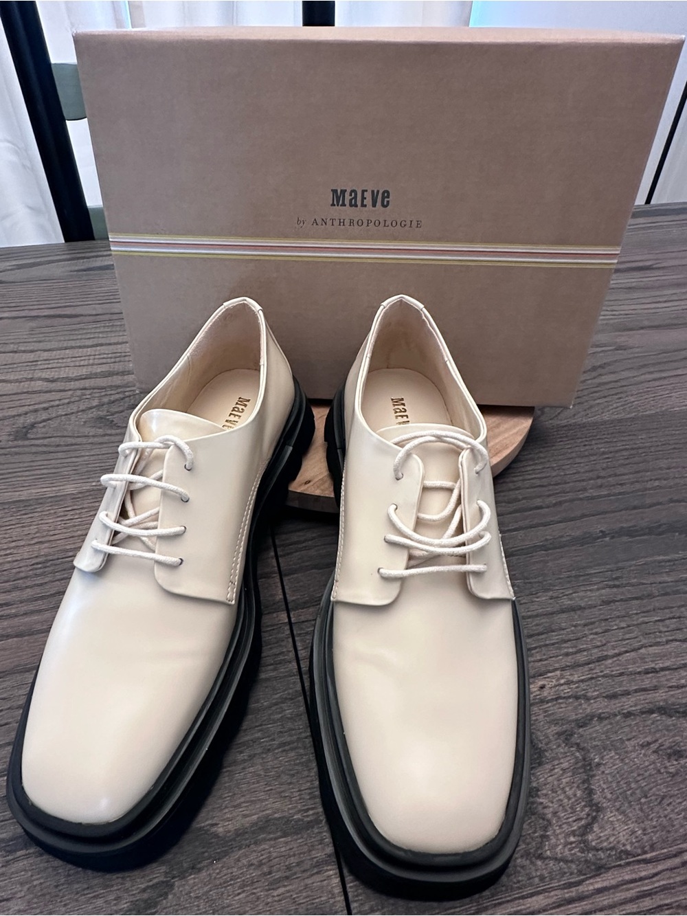 Anthropologie Cream Leather Lace-Up Derby Shoes with Black Soles
